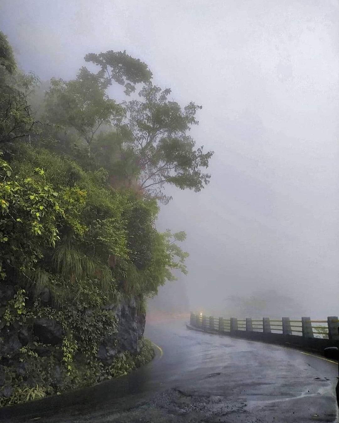 Lakkidi View Point